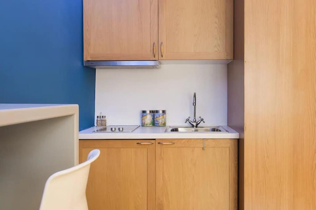 Апартаменты Plaka'S Flat-Near Syntagma Metro Station Афины Экстерьер фото