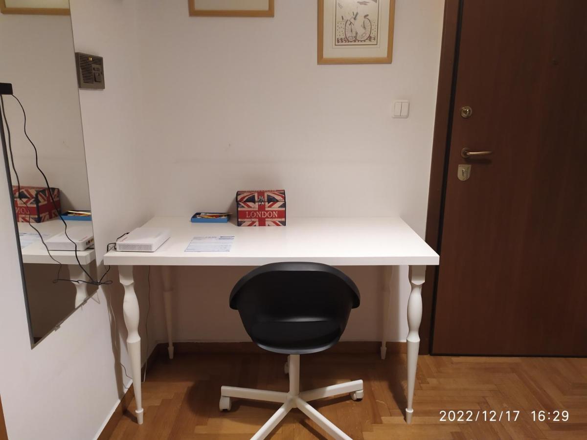 Апартаменты Plaka'S Flat-Near Syntagma Metro Station Афины Экстерьер фото